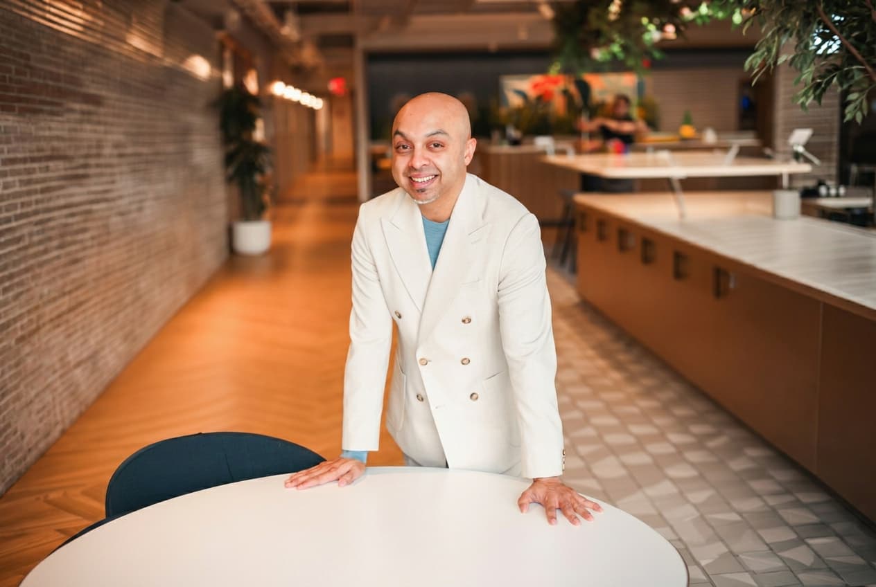 International Buyers Drive NYC Luxury Market as Domestic Demand Wanes