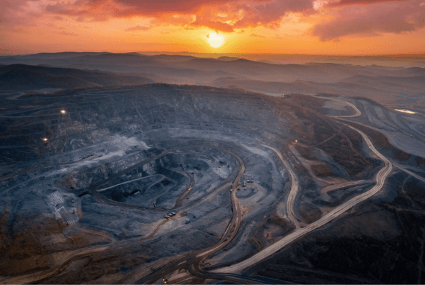 Sprott Launches Active Metals & Miners ETF to Navigate Complex Mining Sector
