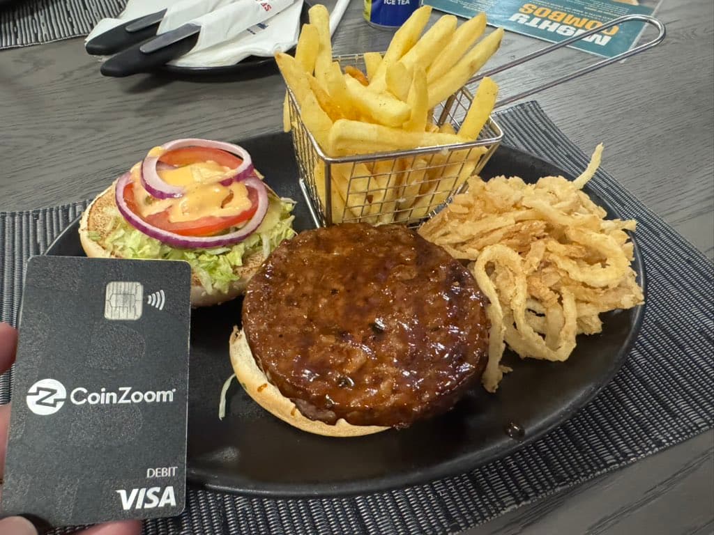 Crypto Visa Debit Transactions Reach Record High as Stablecoins Dominate Consumer Spending