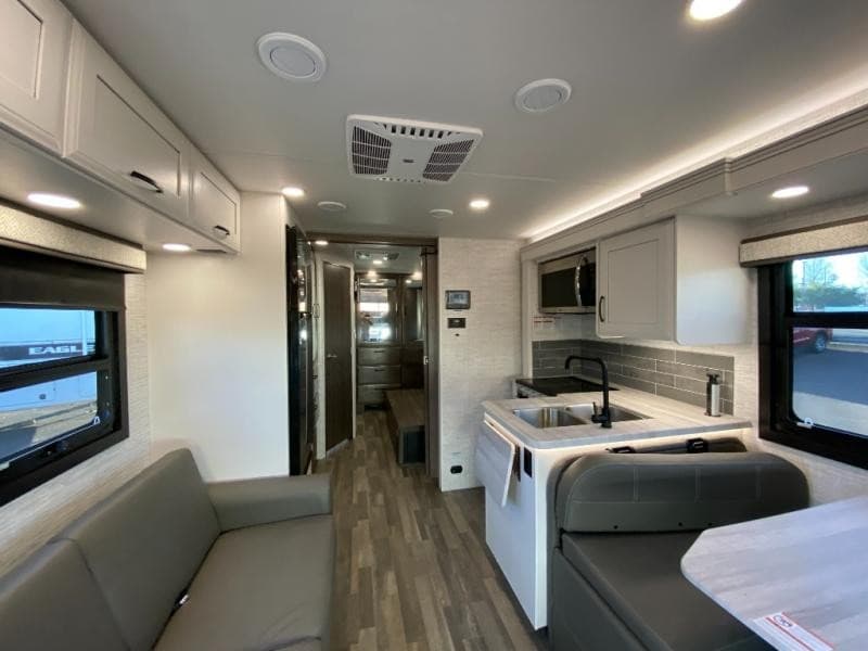 Fretz RV Expands Fifth Wheel and Motorhome Inventory at Pennsylvania Superstore