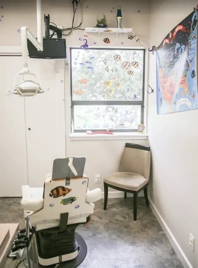 Five Warning Signs Indicating Potential Need for Root Canal Therapy