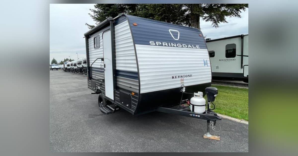 RnR RV Center Lists Five RVs with Combined $153,969 Savings from MSRP