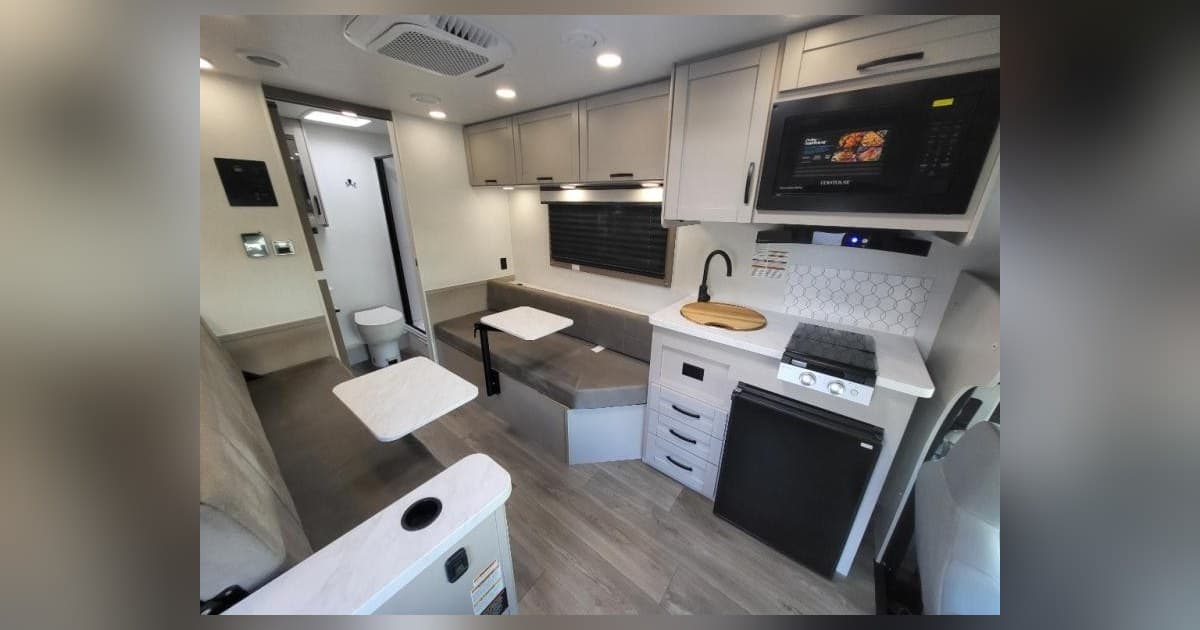 Hilltop Camper & RV Highlights Class C Motorhomes and Used Inventory for Fall Camping in Minnesota