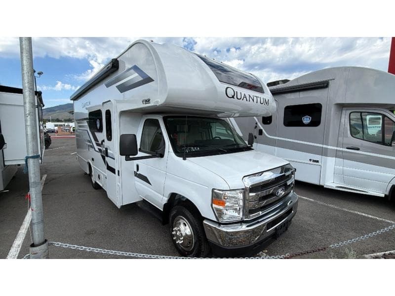 Michael Hohl RV Expands Carson City Inventory with New Thor Quantum Motorhomes