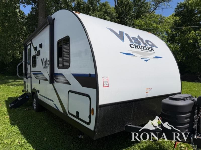 Rona RV LLC Expands Ohio Inventory with Vista Cruiser and Voltage Toy Haulers