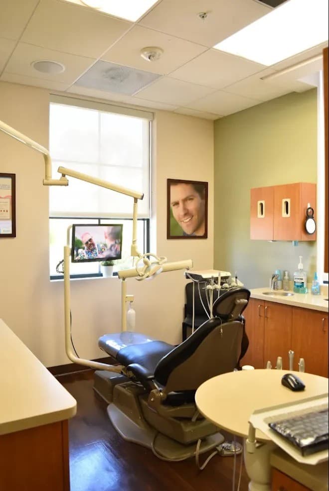 San Diego Dental Practice Expands Restorative and Cosmetic Services Under Dr. Raymond Wright III