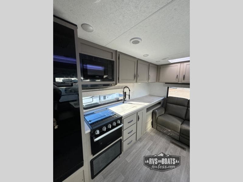 RVs And Boats For Less Celebrates 40 Years Serving Idaho RV and Boat Buyers with Updated Chubbuck Inventory