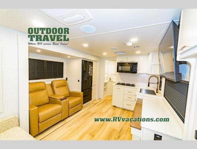 Outdoor Travel Reports Increased Interest in RV Sales and Rentals Ahead of Summer Season