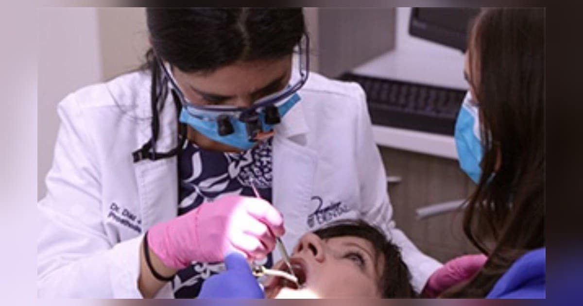 Vero Beach Dentists Outline Implant-Retained Denture Options for Treasure Coast Patients