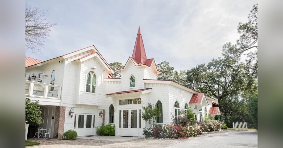 Tybee Island Wedding Chapel Marks 14 Years of Continuous Operation