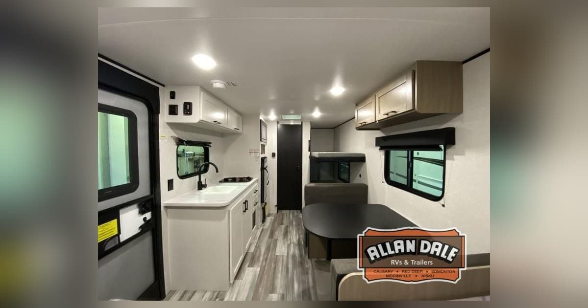 Allan Dale RV's & Trailers Offers $33,000 Savings on New 2027 Hampton Destination Trailers