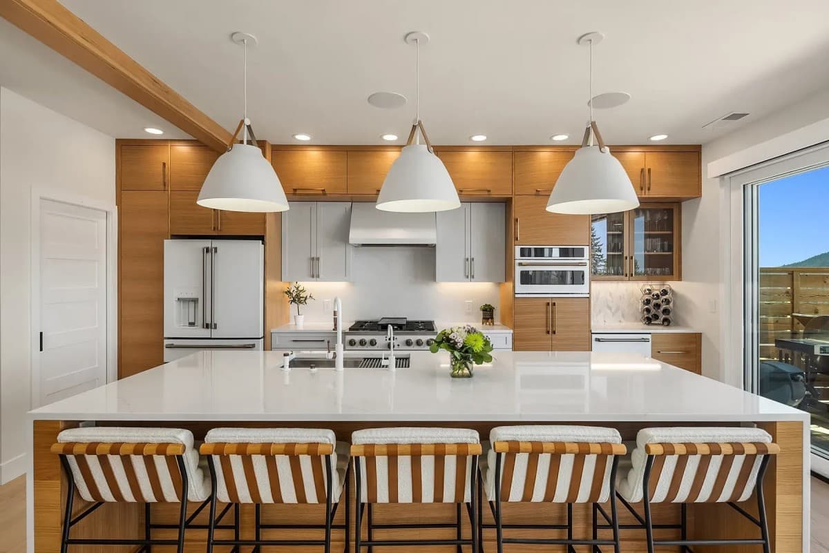 Sammamish Contractor Higgason Homes Offers Full-Scale Remodeling Services