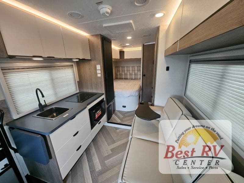 Best RV Center Adjusts Inventory Strategy in Response to Seasonal Demand and Supply Conditions