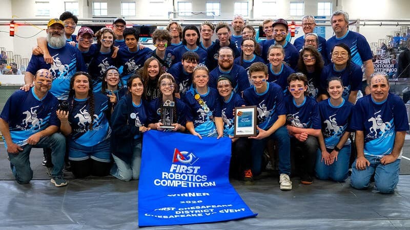 Behl Orthodontics-Sponsored Robotics Team 122 Wins First Blue Banner in Eight Years