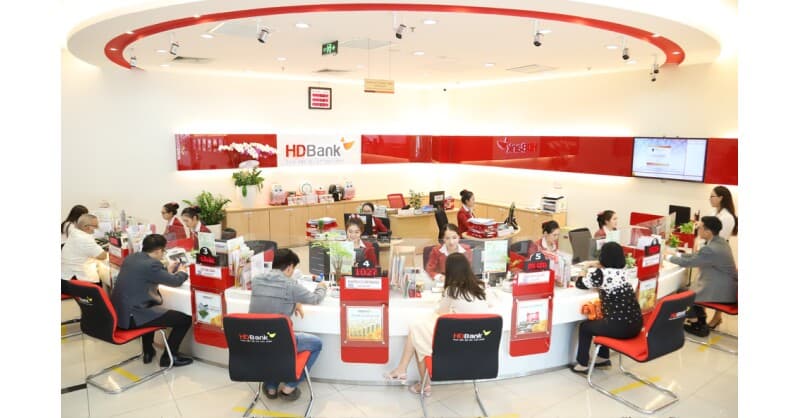 Fitch Ratings Assigns First-Time 'BB-' Rating to HDBank, Among Highest for Vietnamese Banks