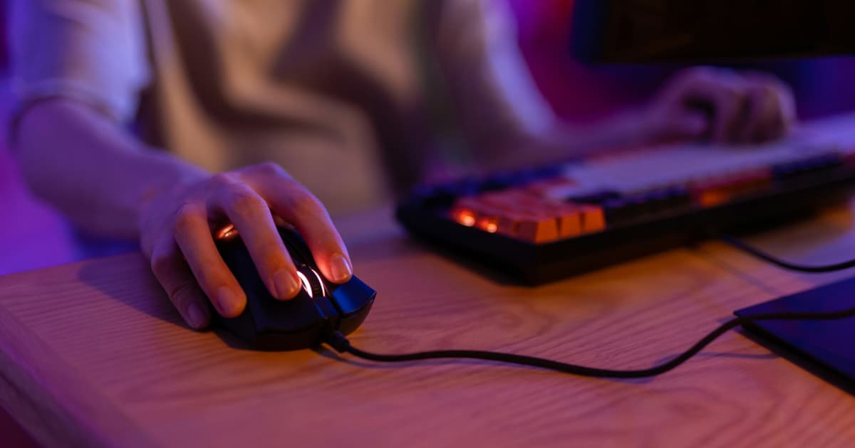 Masked CODM Streamer Abdulmalik Returns to TikTok with Theatrical Gaming Approach