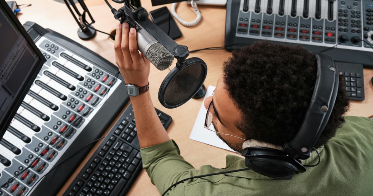 Digital Time Capsule From the 2000s Unveiled, Offering a Nostalgic Journey Back to Early Social Media