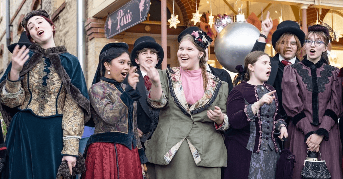 Boerne's 25th Annual Dickens on Main Festival Launches Holiday Season with Victorian Christmas Celebration